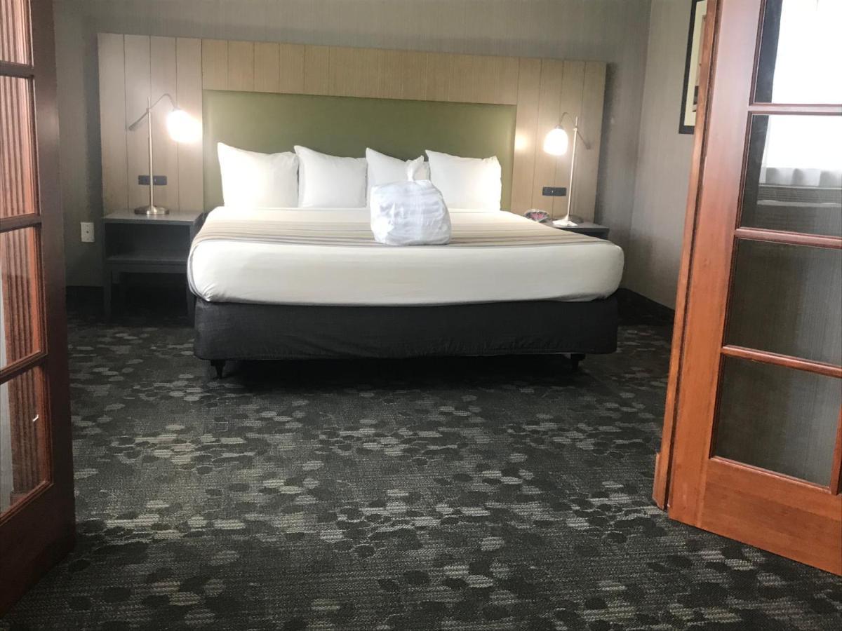 Country Inn & Suites By Radisson, Delta Park North פורטלנד מראה חיצוני תמונה